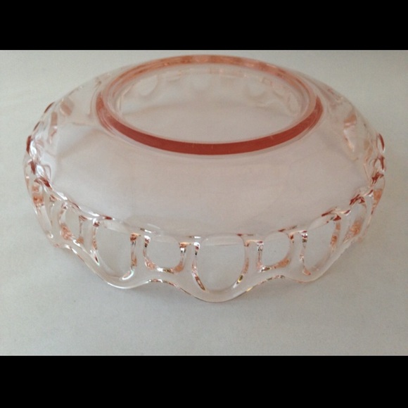 Depression Glass Lancaster "Open Work" Laced Edge Pink 7" Shallow Nappy Bowl - Picture 7 of 7